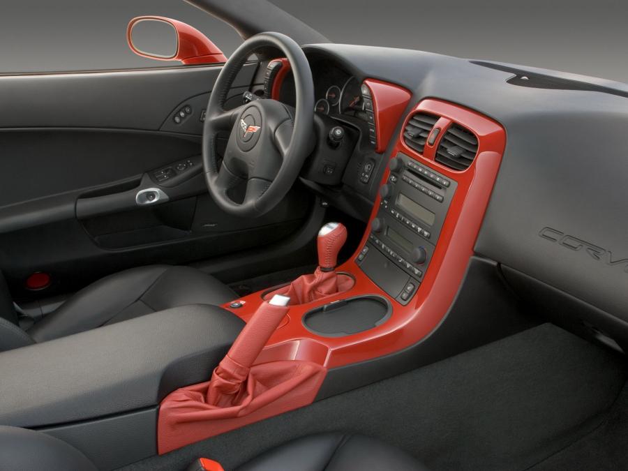 Chevrolet Corvette Coupe 2004 года  (фото 14 из 16)